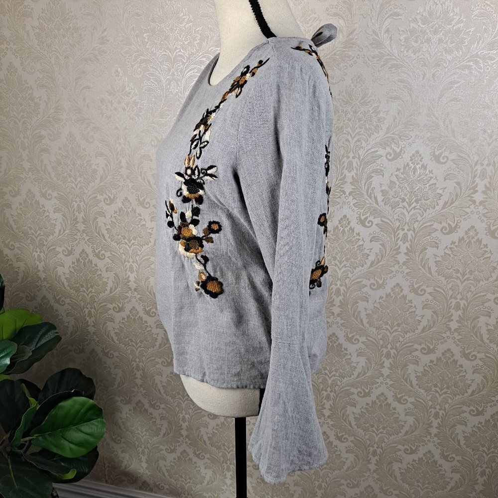 Zara Basic Collection Size Xs Gray Embroidered Fl… - image 6